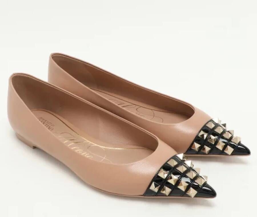 Valentino Vintage Pre-owned Leather flats Beige Dames