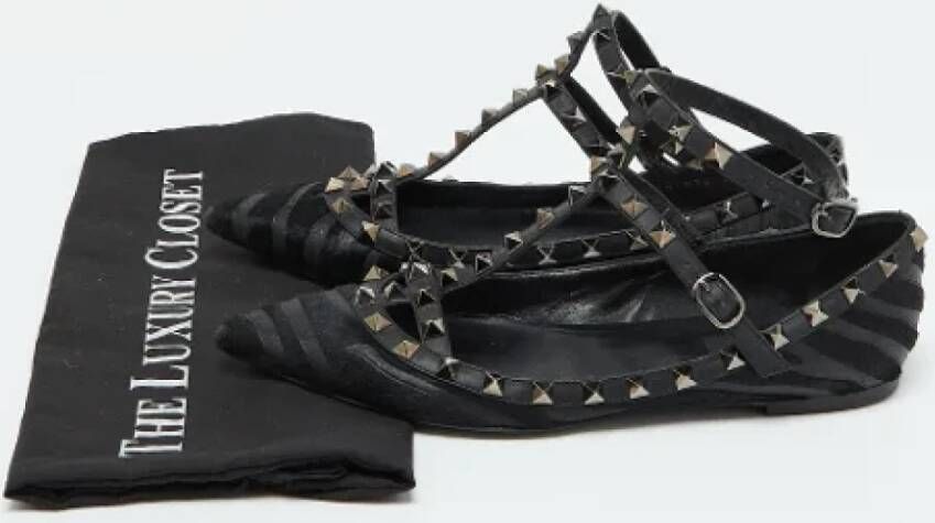 Valentino Vintage Pre-owned Leather flats Black Dames