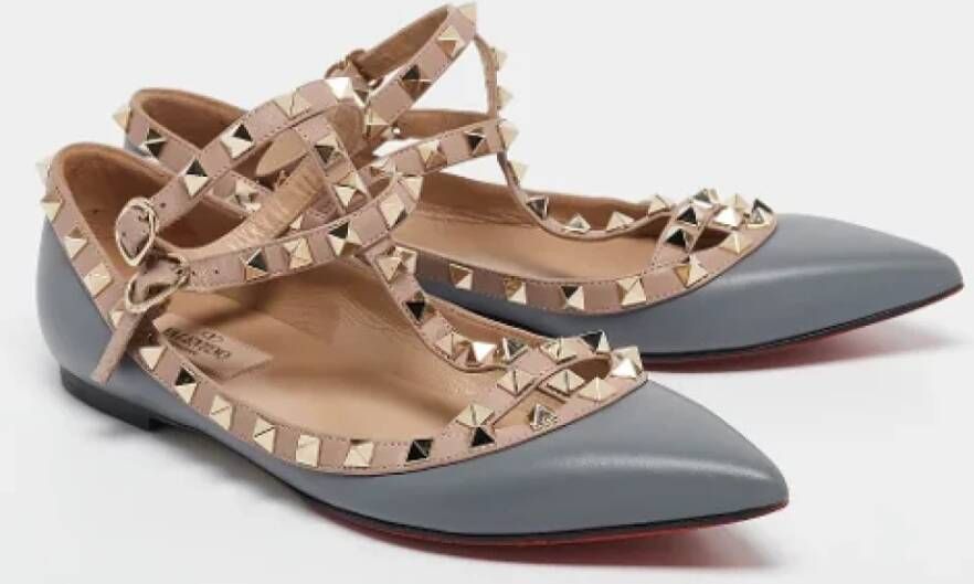 Valentino Vintage Pre-owned Leather flats Gray Dames