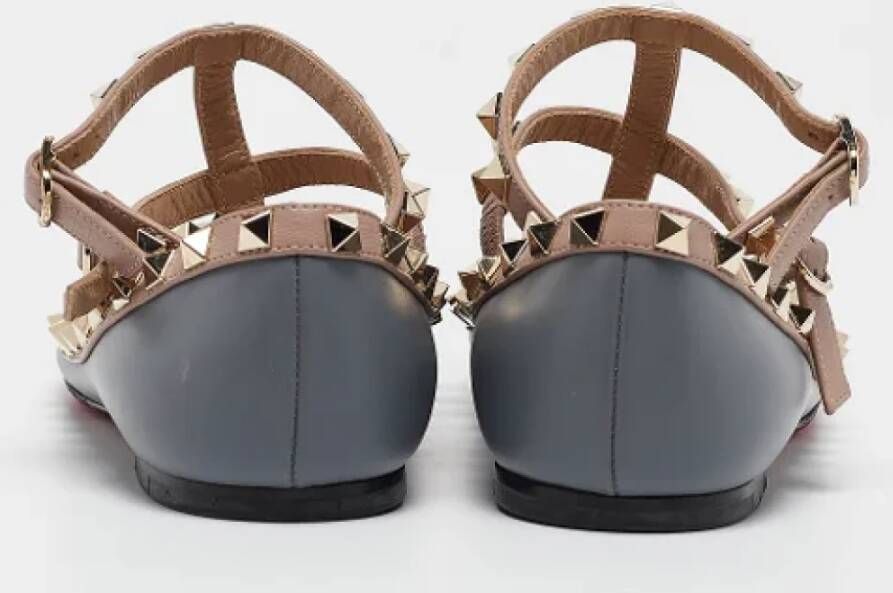 Valentino Vintage Pre-owned Leather flats Gray Dames