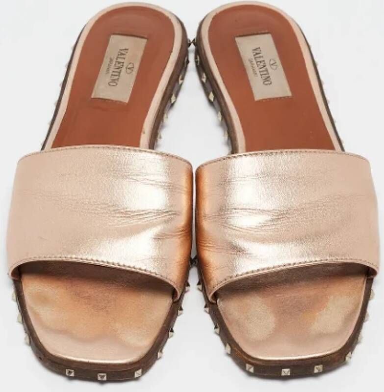 Valentino Vintage Pre-owned Leather flats Gray Dames