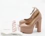 Valentino Vintage Pre-owned Leather heels Beige Dames - Thumbnail 9