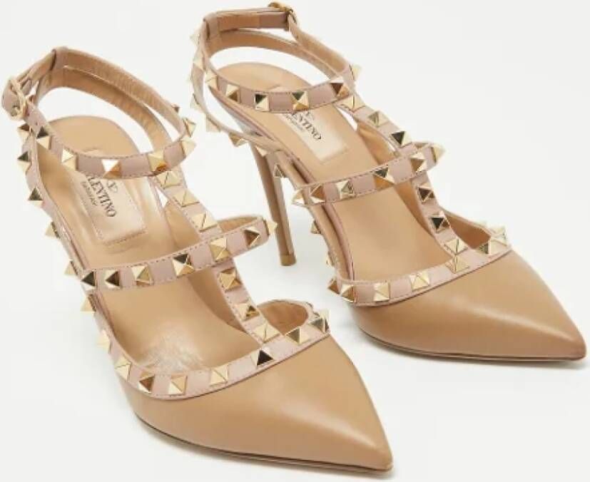 Valentino Vintage Pre-owned Leather heels Beige Dames