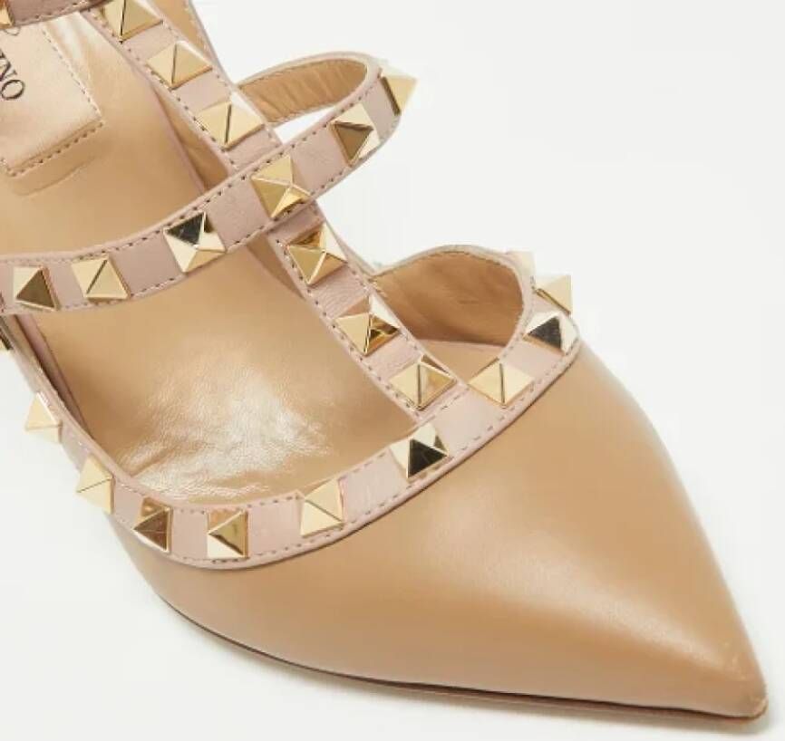 Valentino Vintage Pre-owned Leather heels Beige Dames