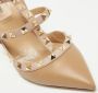 Valentino Vintage Pre-owned Leather heels Beige Dames - Thumbnail 6