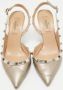 Valentino Vintage Pre-owned Leather heels Beige Dames - Thumbnail 2