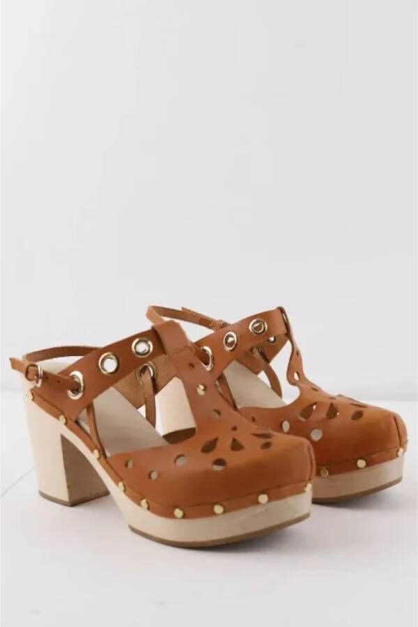 Valentino Vintage Pre-owned Leather heels Brown Dames