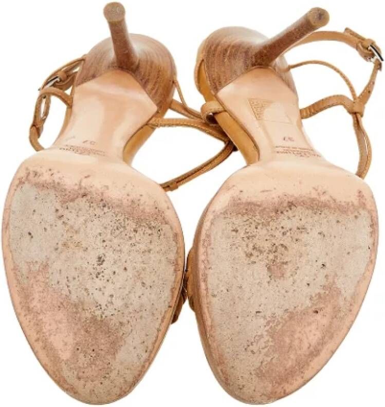 Valentino Vintage Pre-owned Leather sandals Beige Dames