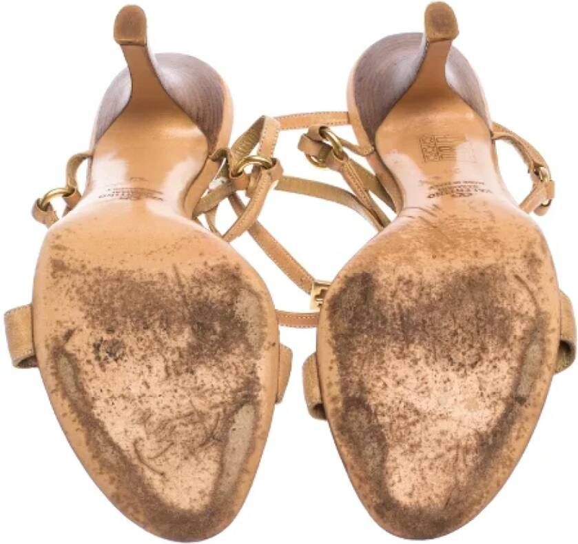 Valentino Vintage Pre-owned Leather sandals Beige Dames