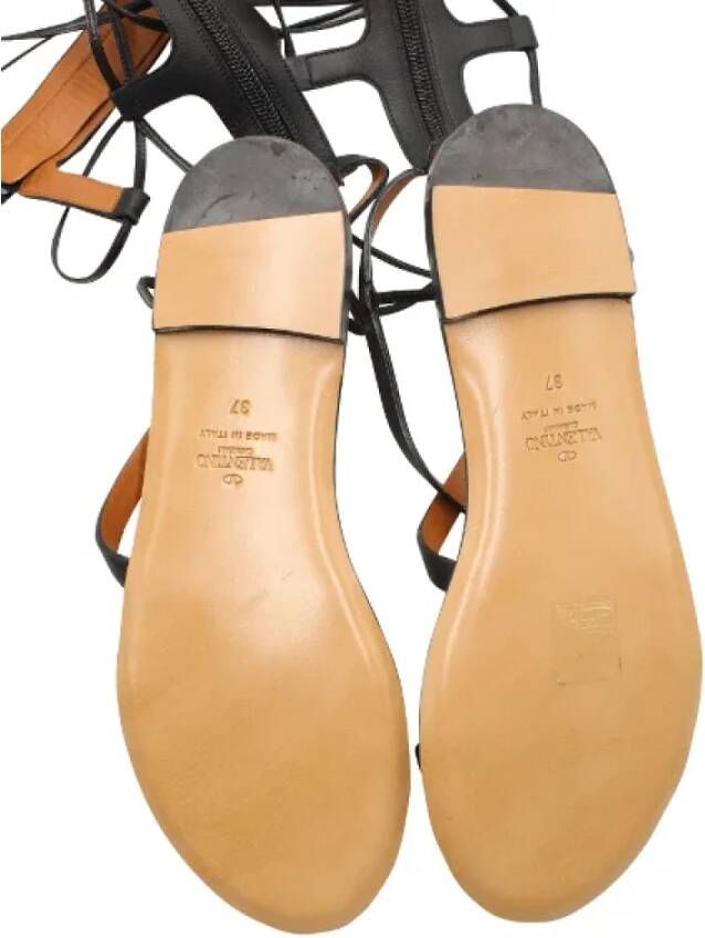 Valentino Vintage Pre-owned Leather sandals Black Dames