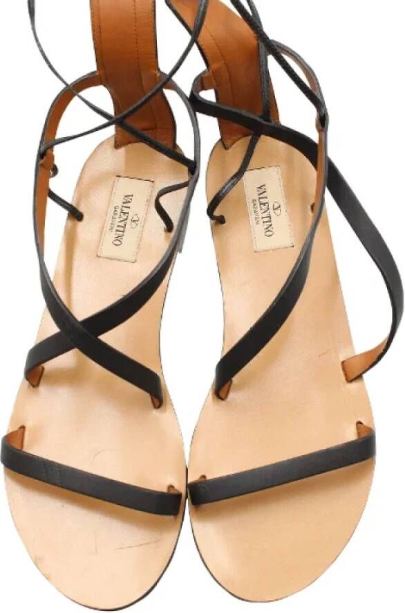 Valentino Vintage Pre-owned Leather sandals Black Dames