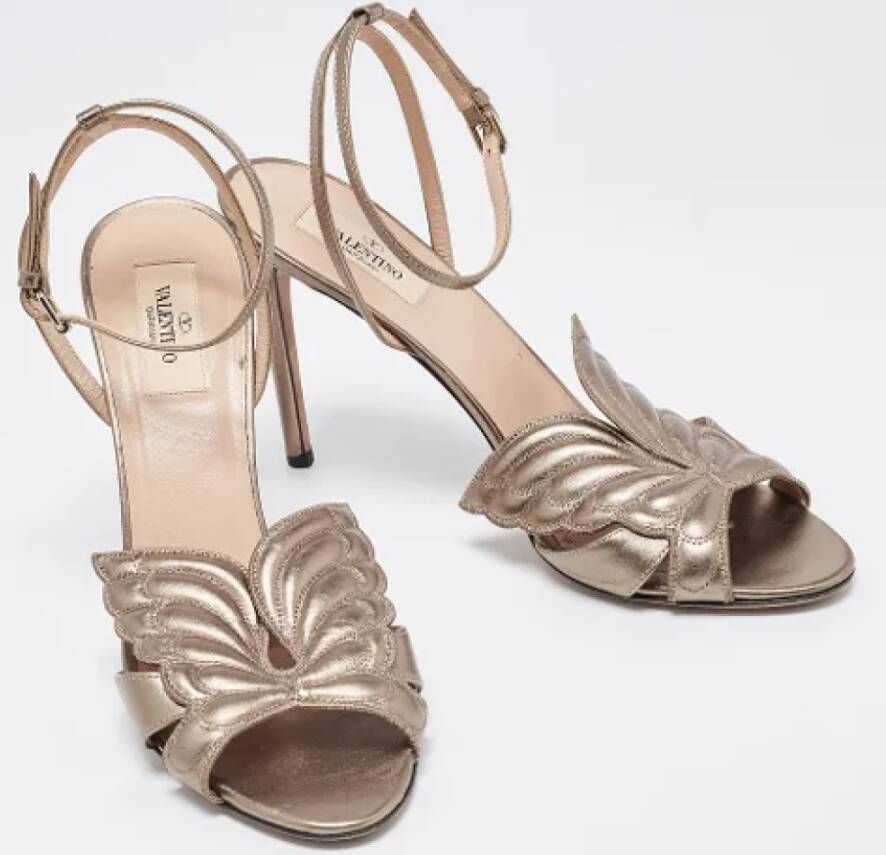 Valentino Vintage Pre-owned Leather sandals Gray Dames