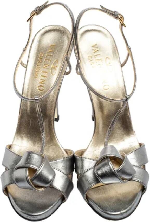 Valentino Vintage Pre-owned Leather sandals Gray Dames