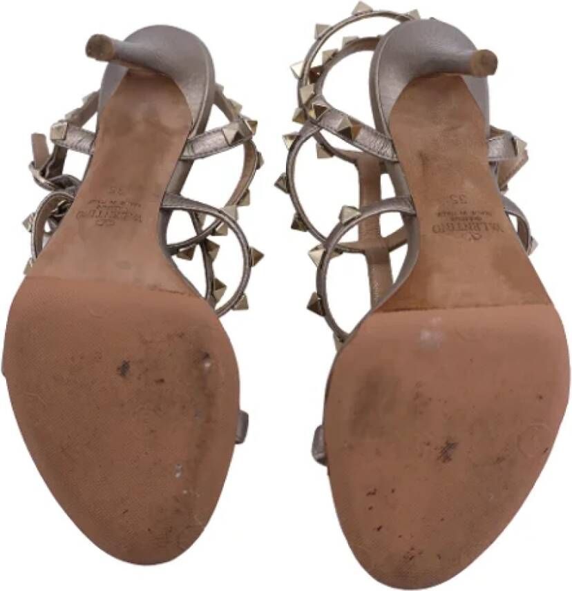 Valentino Vintage Pre-owned Leather sandals Gray Dames