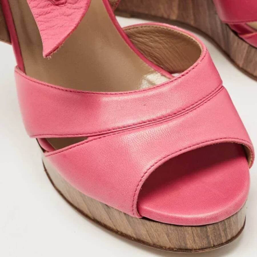 Valentino Vintage Pre-owned Leather sandals Pink Dames