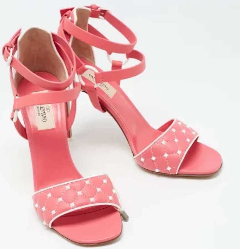 Valentino Vintage Pre-owned Leather sandals Pink Dames