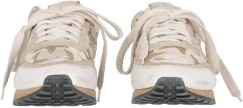 Valentino Vintage Pre-owned Leather sneakers Beige Dames