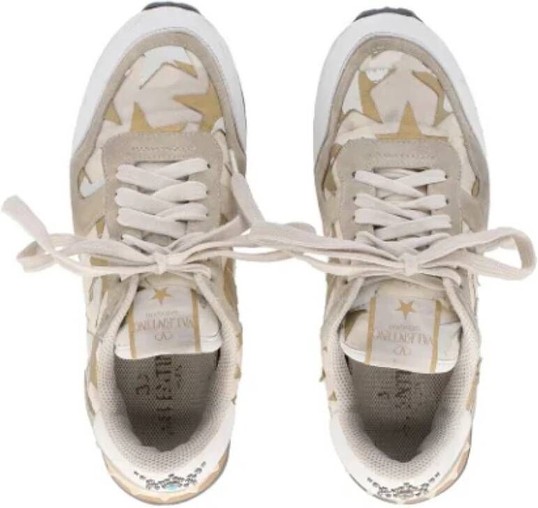 Valentino Vintage Pre-owned Leather sneakers Beige Dames