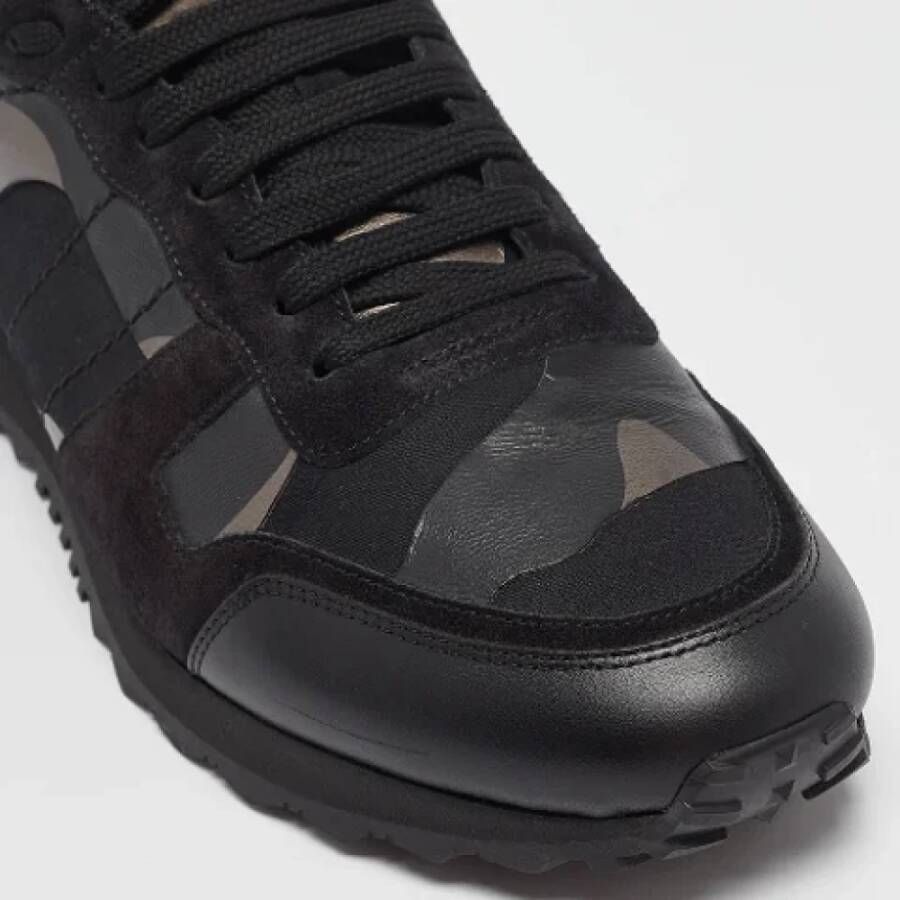 Valentino Vintage Pre-owned Leather sneakers Black Heren