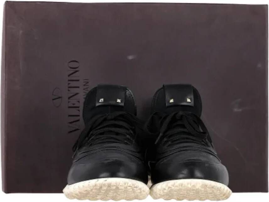 Valentino Vintage Pre-owned Leather sneakers Black Heren