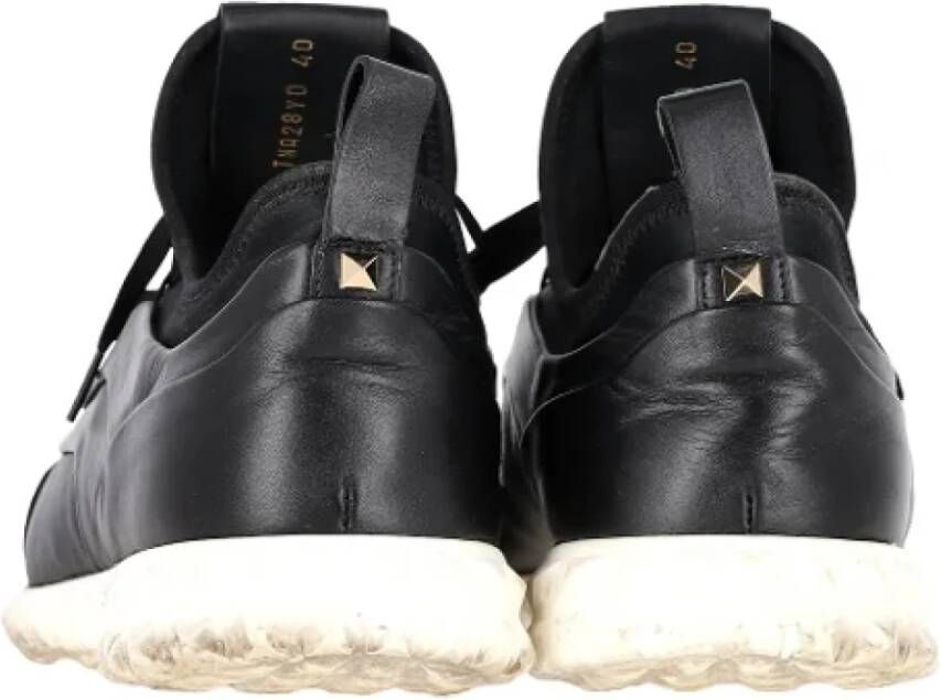 Valentino Vintage Pre-owned Leather sneakers Black Heren