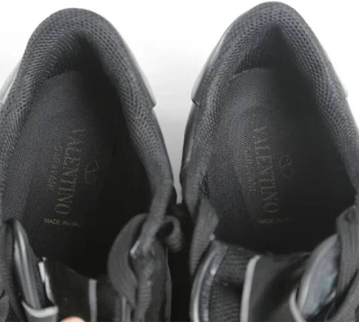 Valentino Vintage Pre-owned Leather sneakers Black Heren