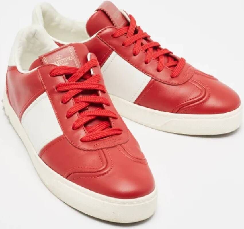 Valentino Vintage Pre-owned Leather sneakers Red Dames