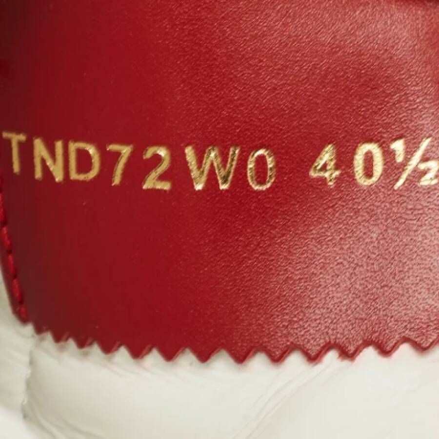 Valentino Vintage Pre-owned Leather sneakers Red Dames