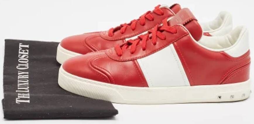 Valentino Vintage Pre-owned Leather sneakers Red Dames