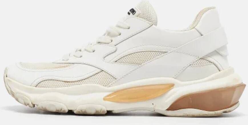 Valentino Vintage Pre-owned Leather sneakers White Dames