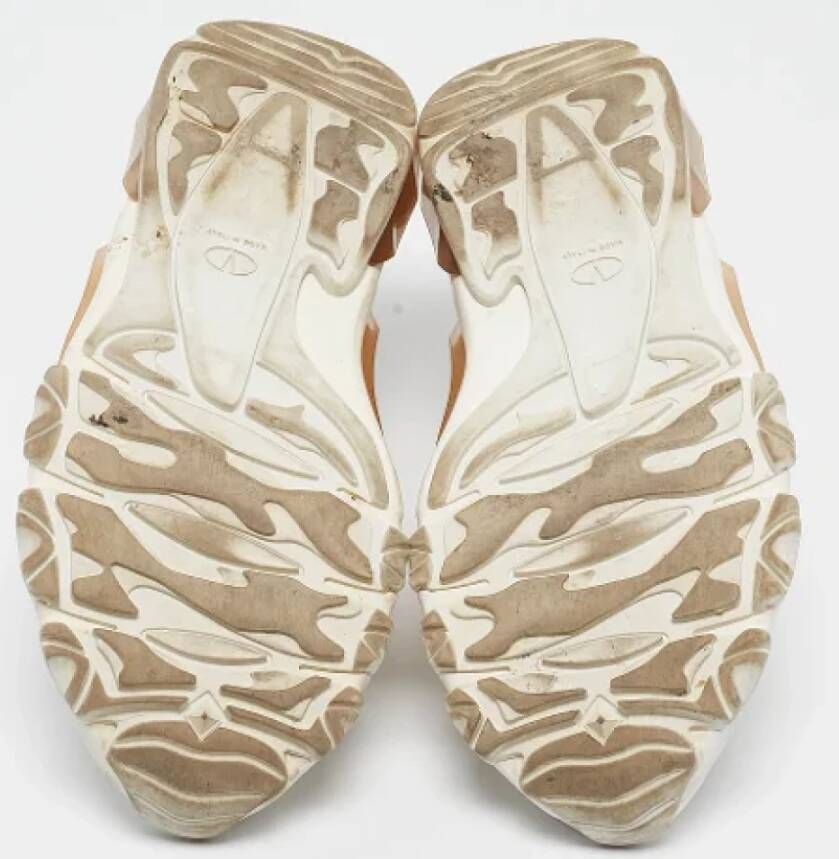 Valentino Vintage Pre-owned Leather sneakers White Dames