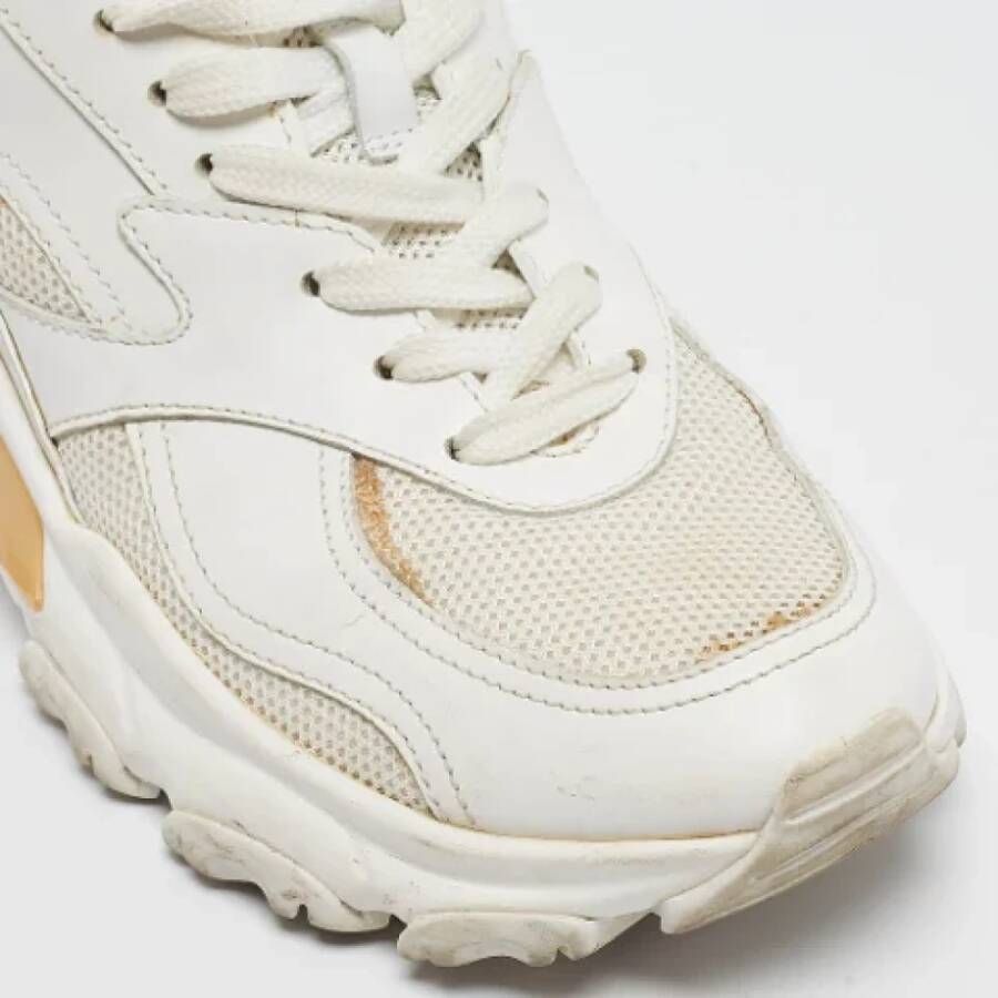 Valentino Vintage Pre-owned Leather sneakers White Dames