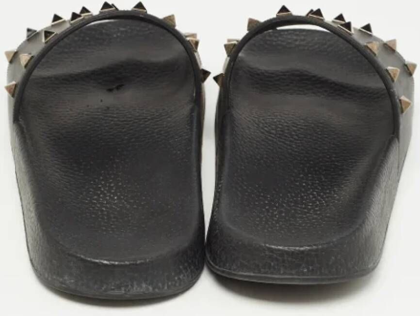 Valentino Vintage Pre-owned Rubber flats Black Dames