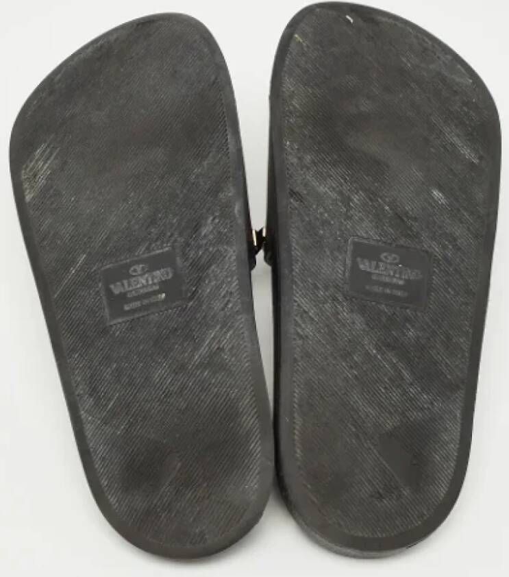 Valentino Vintage Pre-owned Rubber flats Black Dames