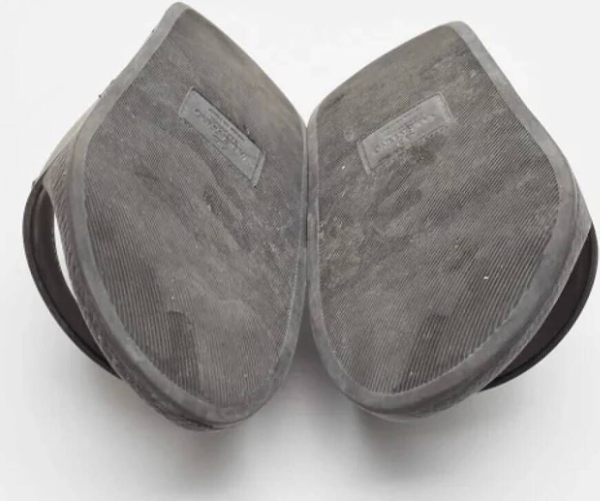 Valentino Vintage Pre-owned Rubber flats Black Dames