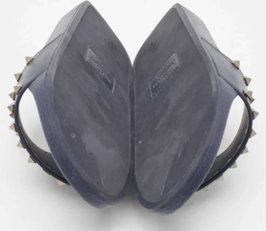 Valentino Vintage Pre-owned Rubber flats Blue Dames