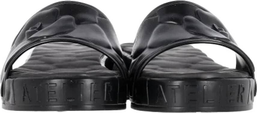 Valentino Vintage Pre-owned Rubber sandals Black Dames