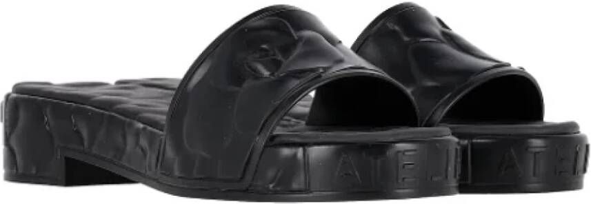 Valentino Vintage Pre-owned Rubber sandals Black Dames