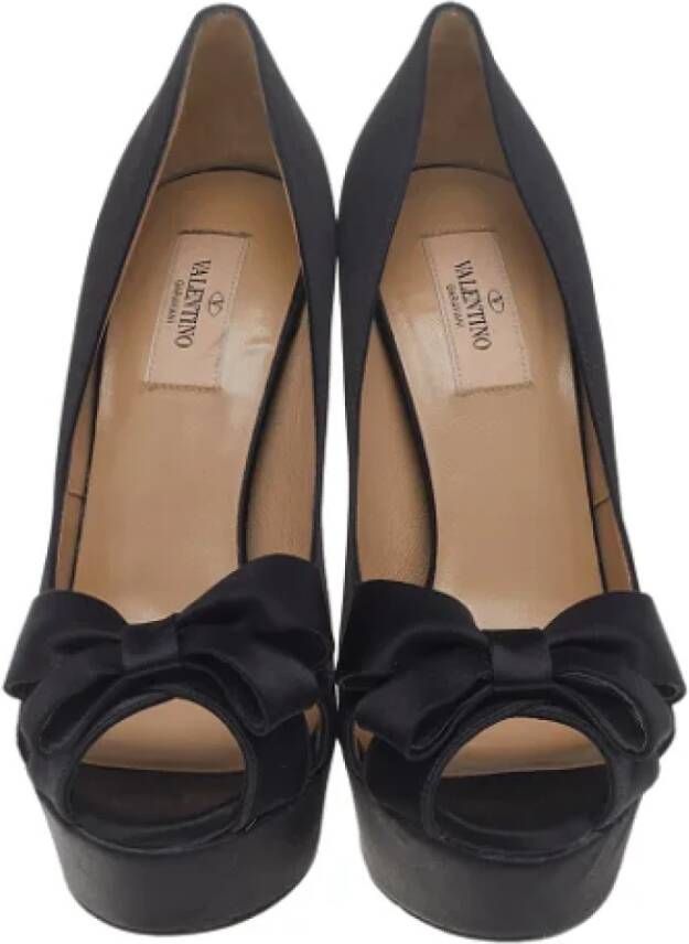 Valentino Vintage Pre-owned Satin heels Black Dames