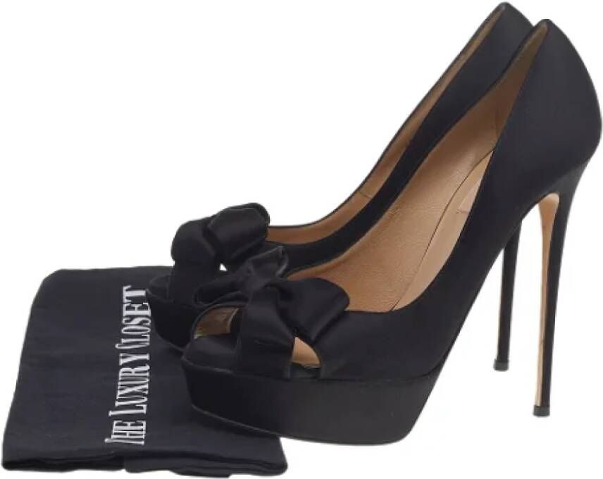Valentino Vintage Pre-owned Satin heels Black Dames