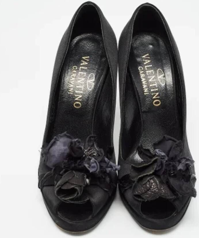 Valentino Vintage Pre-owned Satin heels Black Dames