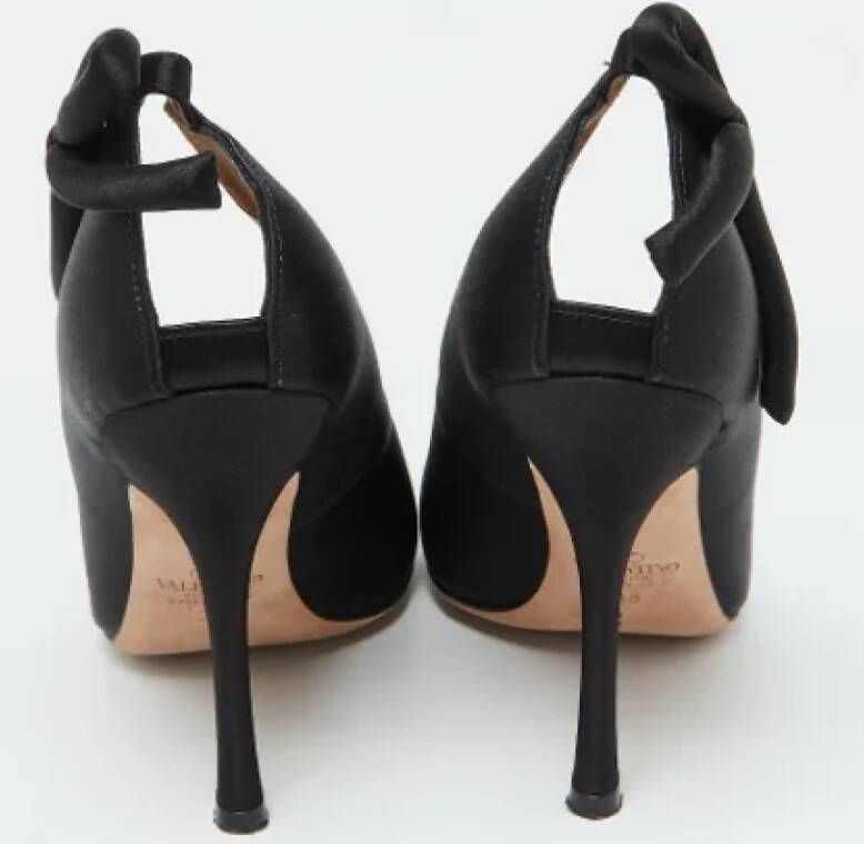 Valentino Vintage Pre-owned Satin heels Black Dames