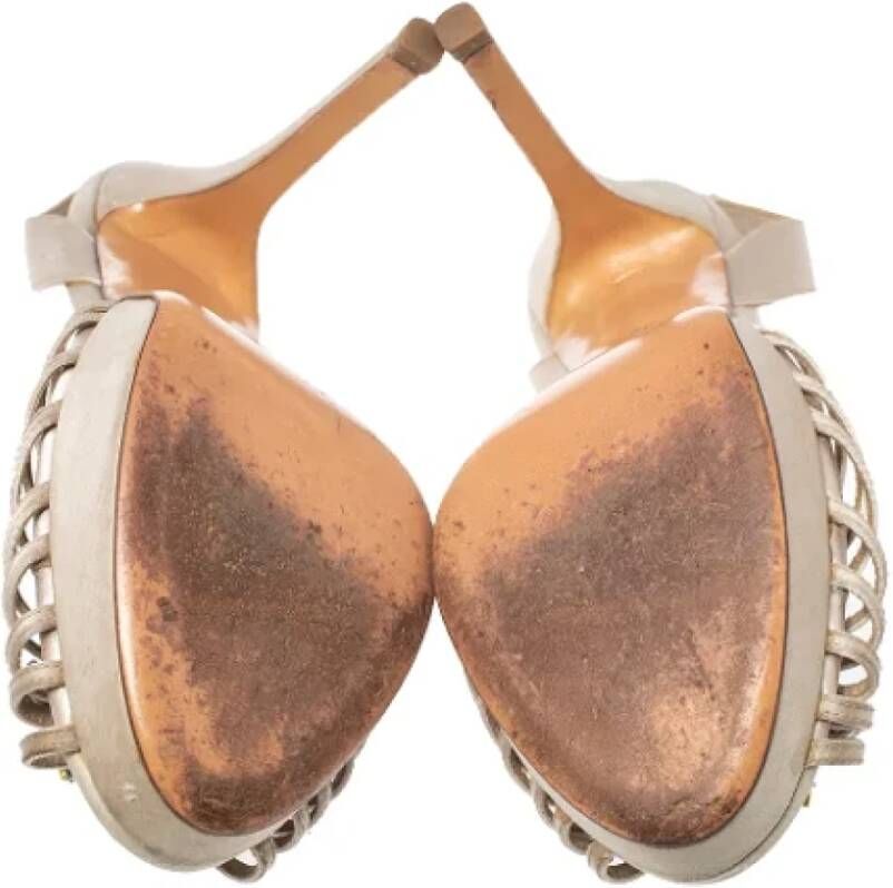 Valentino Vintage Pre-owned Satin sandals Beige Dames