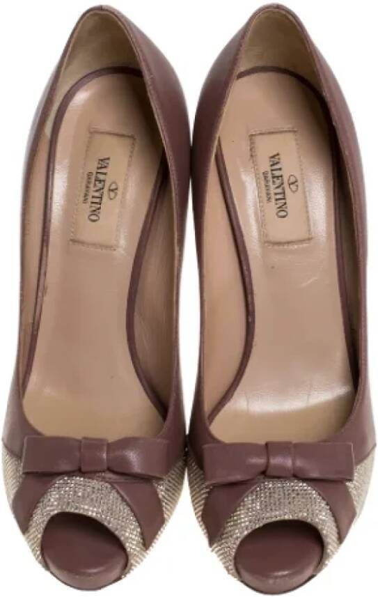 Valentino Vintage Pre-owned Suede heels Beige Dames