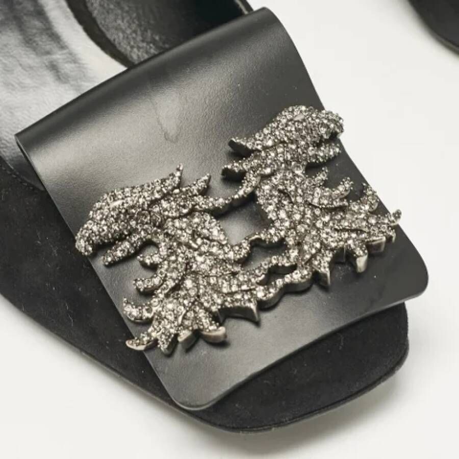 Valentino Vintage Pre-owned Suede heels Black Dames