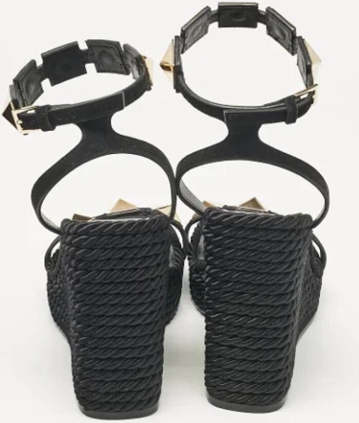 Valentino Vintage Pre-owned Suede sandals Black Dames