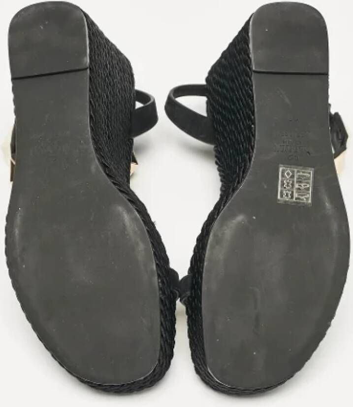 Valentino Vintage Pre-owned Suede sandals Black Dames