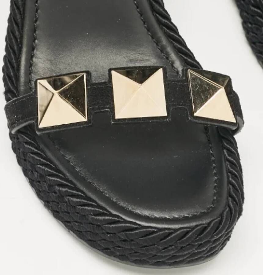 Valentino Vintage Pre-owned Suede sandals Black Dames