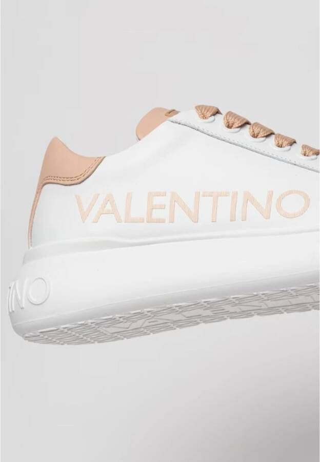 Valentino Witte Sneakers met Rivet Applicaties