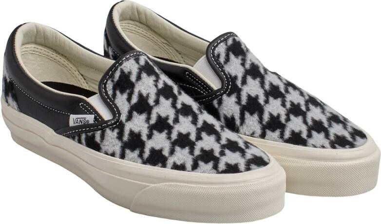 Vans Grafische Slip-On Sneakers met Premium Afwerking